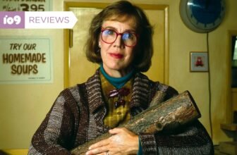 I Know Catherine, The Log Woman Is an Affectionate Portrait of a Twin Peaks Icon