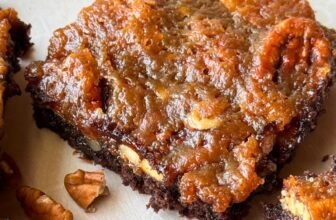PECAN PIE BROWNIES – The Southern Woman Cooks