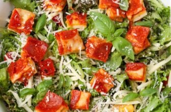 Pizza Salad – Barefeet within the Kitchen
