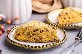Pumpkin Chocolate Chip Scones