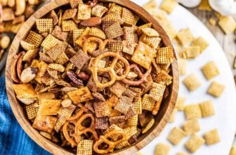 10 Snack Concepts for Film Night time