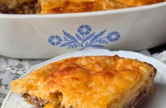 Inconceivable Chili Pie (Simple Bisquick Recipe from the Seventies)